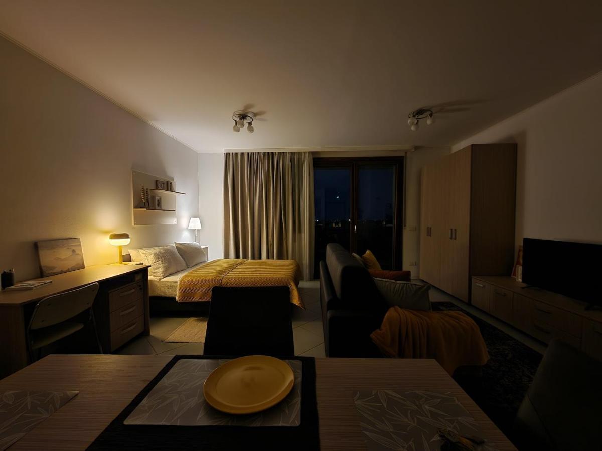 Appartamento Central Skystudio Timisoara Esterno foto
